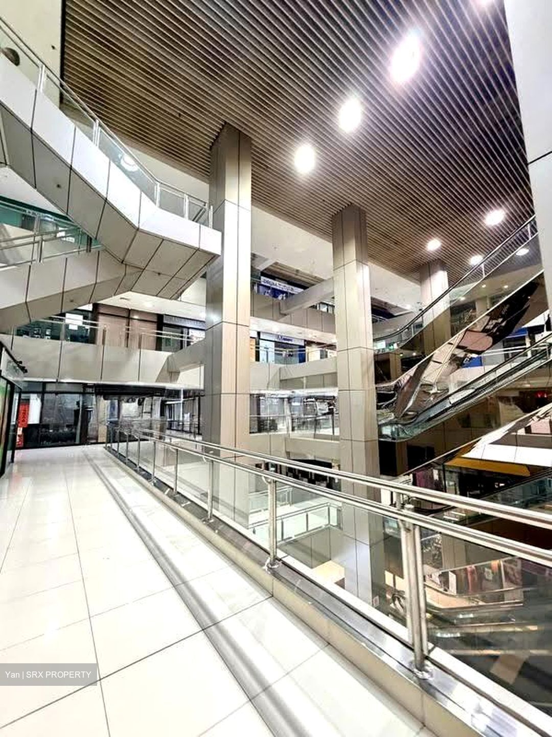 Orchard Plaza (D9), Retail #622042581